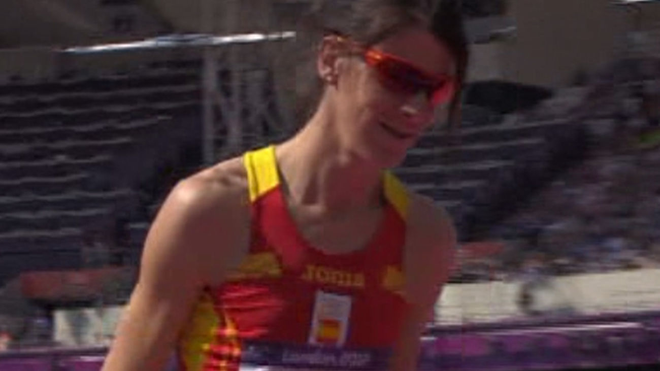 Ruth Beitia mete a España en la final de salto de altura