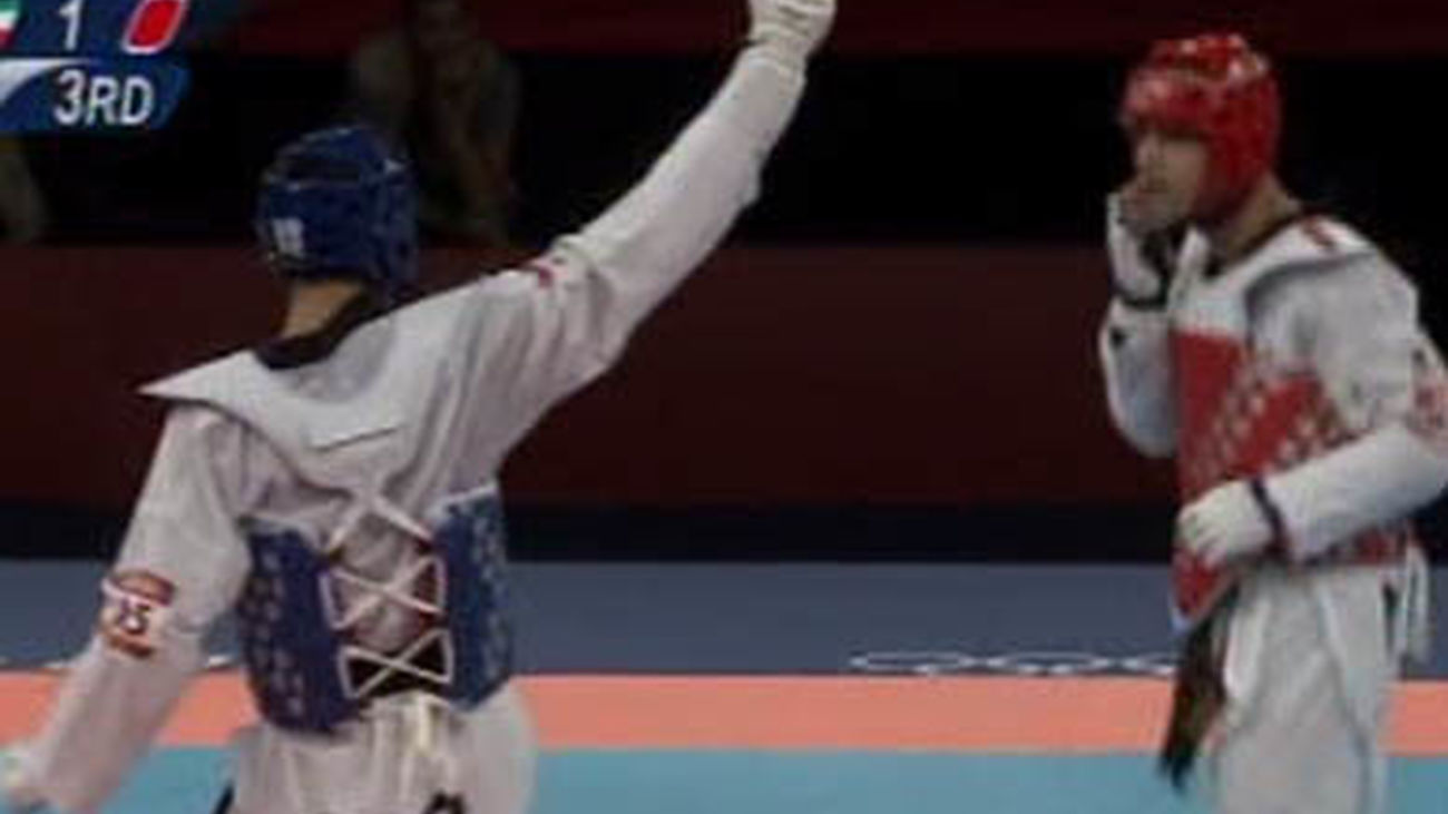 Nicolás García clasificado para los cuartos de final de -80 kilos de taekwondo