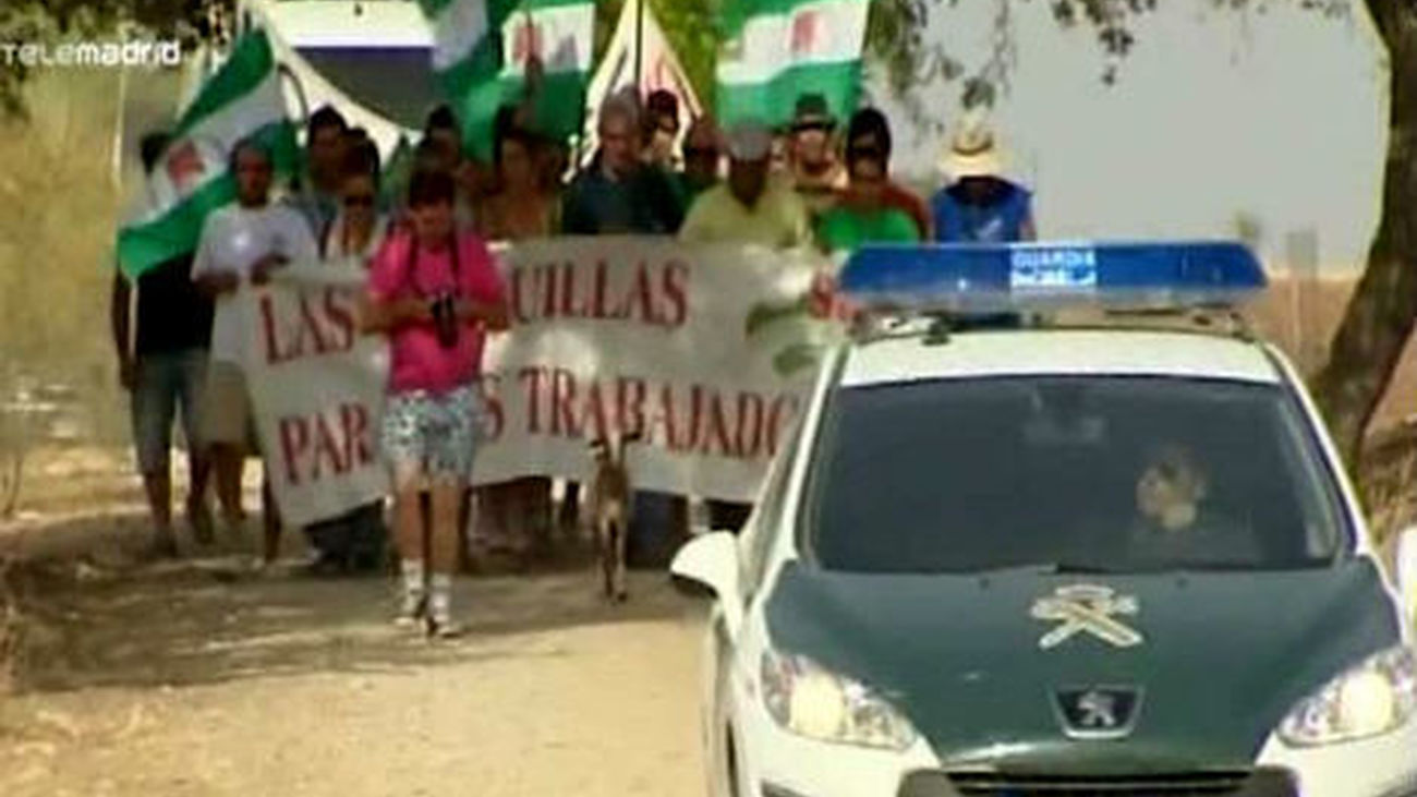 La Guardia Civil desaloja la finca ocupada por el Sindicato Andaluz de los Trabajadores