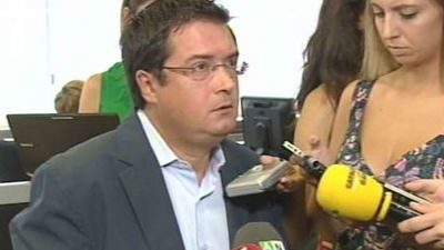 El PSOE pide menos soberbia y más sensibilidad al PP para prorrogar ayuda 400 euros