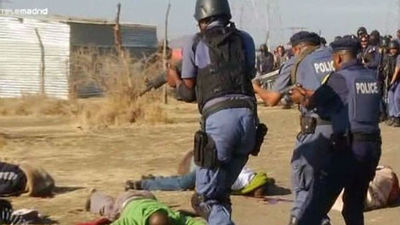 Mueren 34 mineros y 78 resultan heridos en Sudáfrica por disparos de la Policía