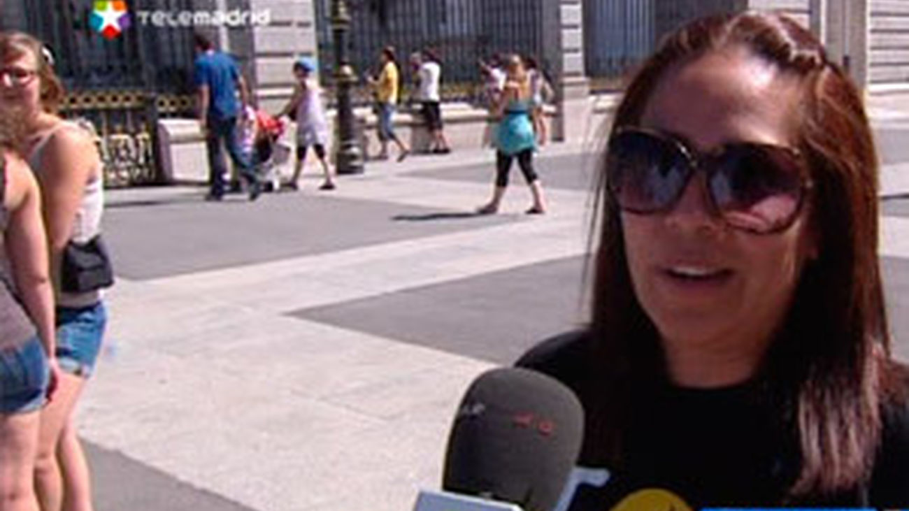 Hacer de guía por una propina