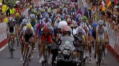 El alemán Degenkolb firma el primer esprint