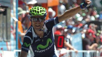 Valverde gana en Arrate y se viste de rojo