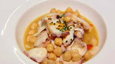Pulpo salteado con garbanzos