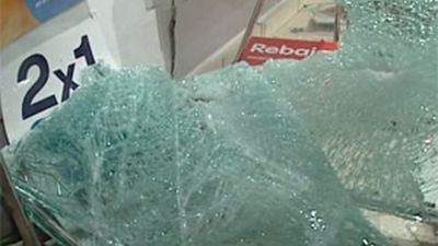 Roban por el método del alunizaje en una óptica de Parla