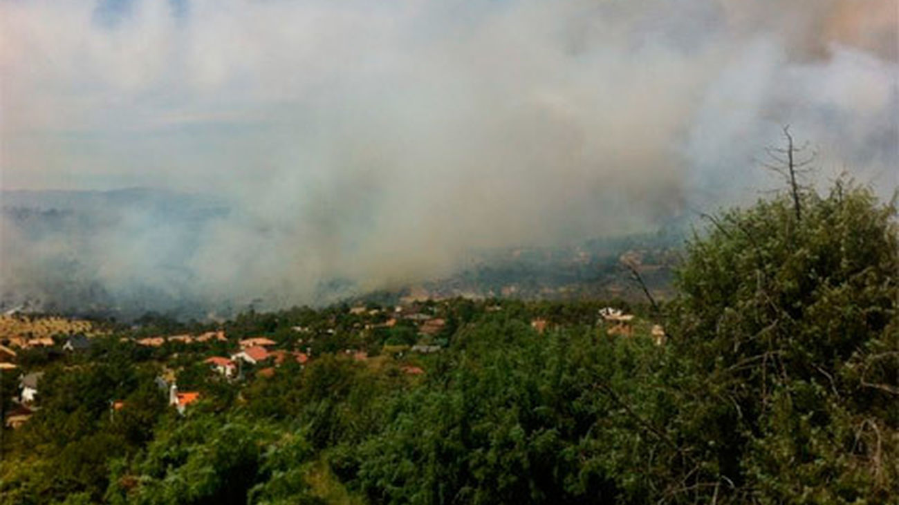 Incendio forestal entre Valdemaqueda y Robledo de Chavela