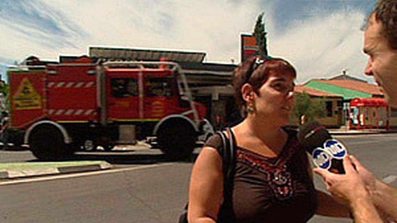 Primeros momentos de los incendios en la sierra oeste