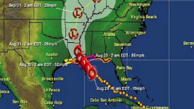 'Isaac' amenaza con convertirse en huracán a su llegada a EEUU
