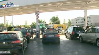 El consumo de carburantes  de automoción cae más de un 5,6% hasta julio