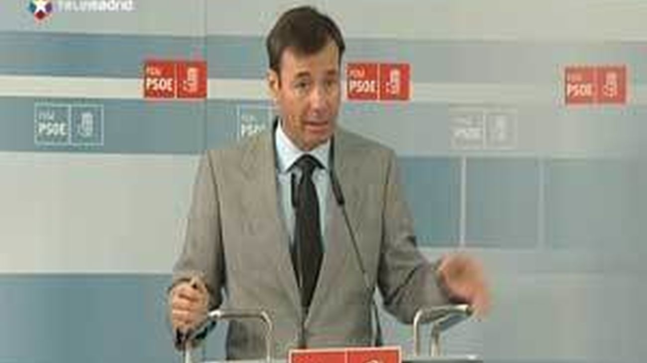 Tomás Gómez insiste en que Aguirre debe desvelar los términos "secretos" del pacto