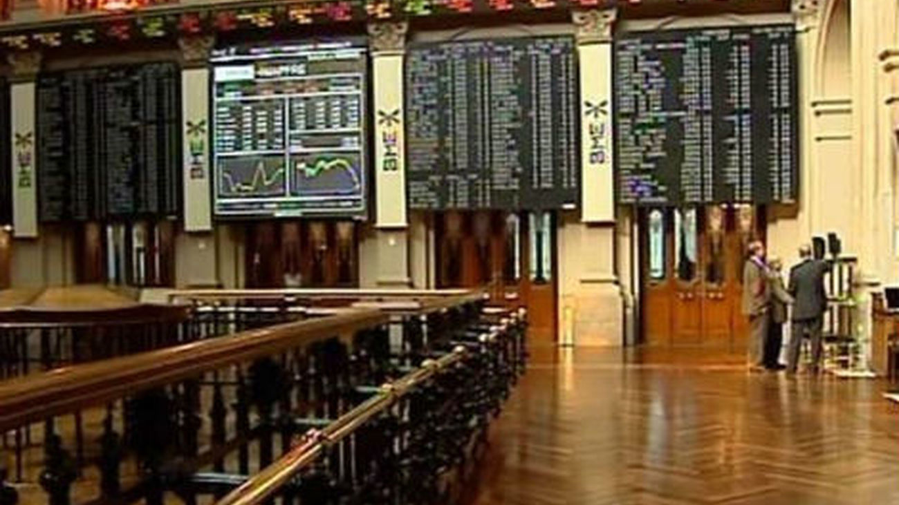 El interés del bono español a 10 años baja del 6% y la prima cae a 415 puntos