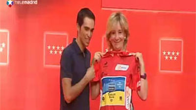 Aguirre felicita a Contador y recuerda los "tiempos tan difíciles pasados"