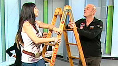 Beatriz Rico y Santi Urrialde suben '39 escalones'