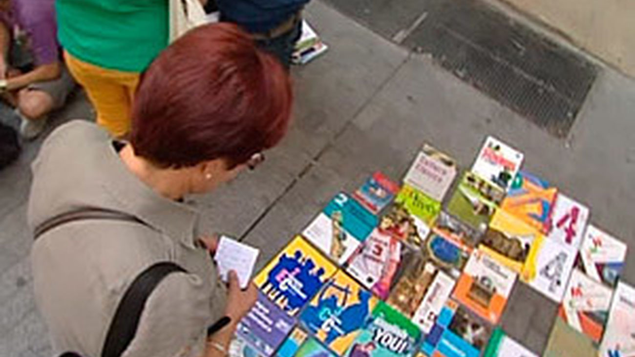 Compraventa ilegal de libros en 'Libreros'