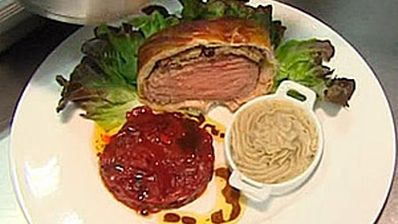 Hojaldre de solomillo y setas