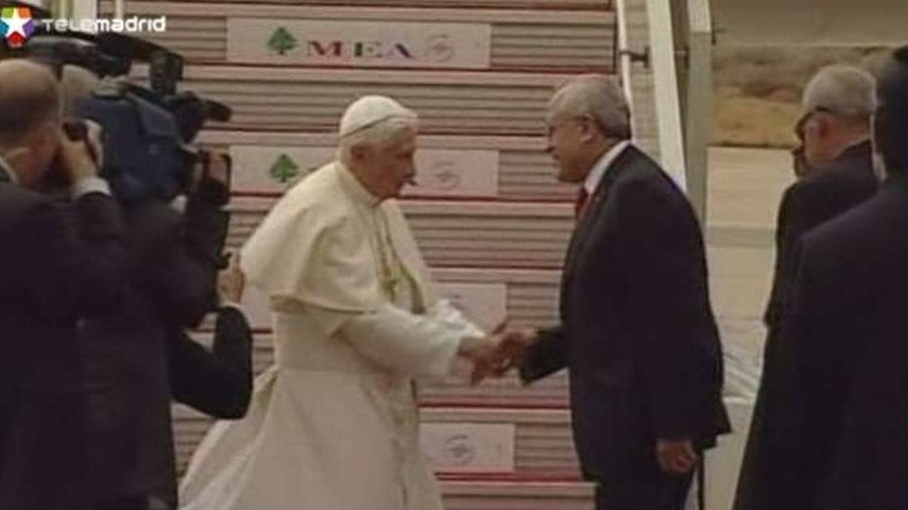 El Papa pide preservar el equilibrio entre musulmanes y cristianos en Líbano
