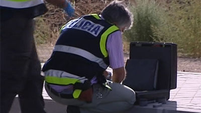 Cifuentes considera deplorable e innecesaria la muerte de empleada de Iberia