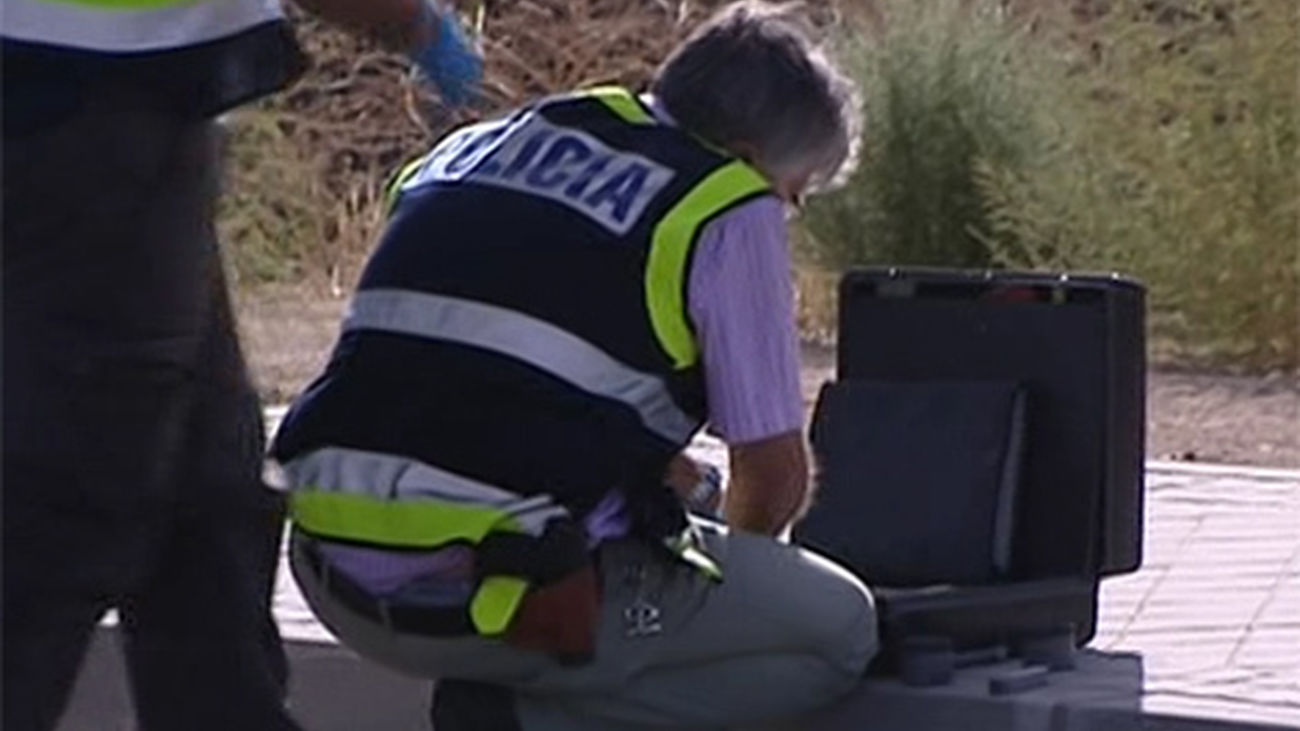 Cifuentes considera deplorable e innecesaria la muerte de empleada de Iberia