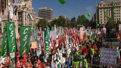 Toxo y Méndez piden a Rajoy que escuche a los ciudadanos y evite la huelga
