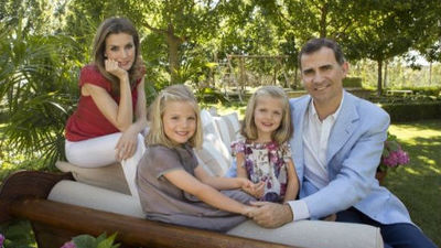 Retratos de una familia real en el 40 cumpleaños de Doña Letizia