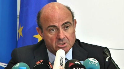 De Guindos dice que los "sacrificios" son "ineludibles"