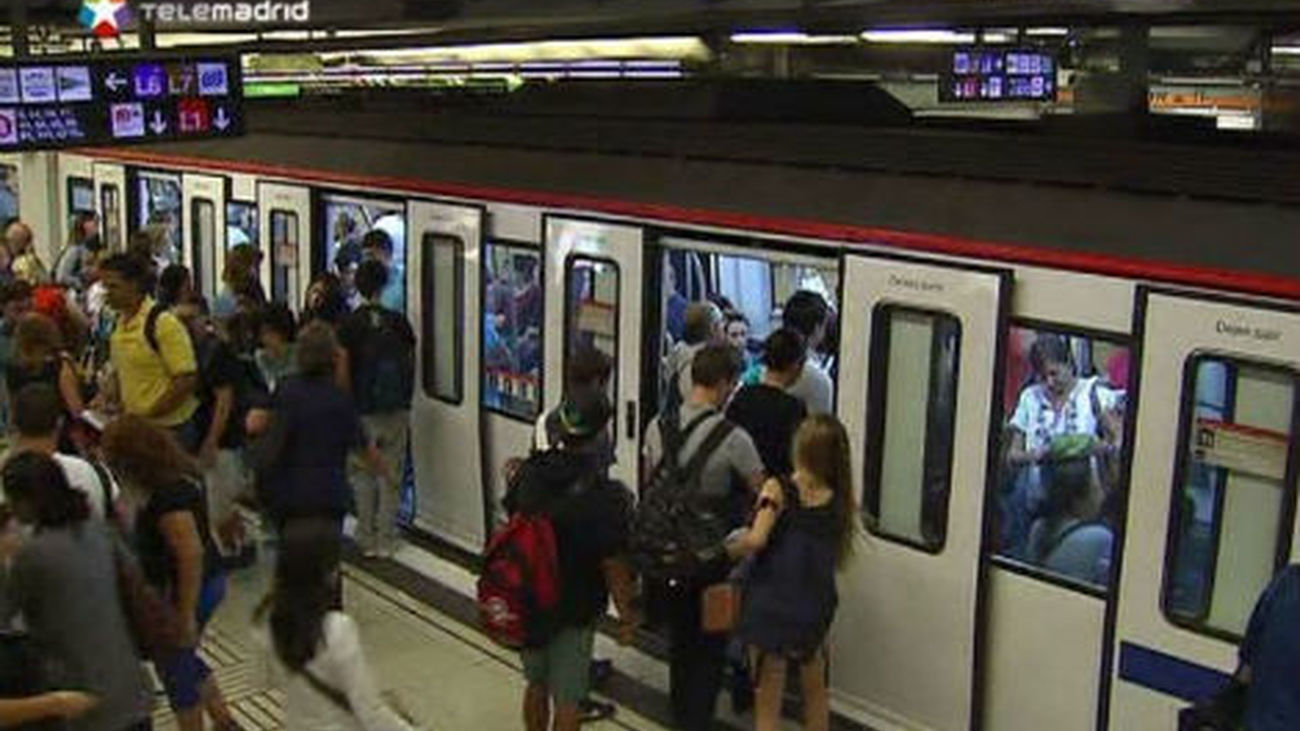 Metro cifra el seguimiento de la huelga en  un 48% frente al 98% de los sindicatos