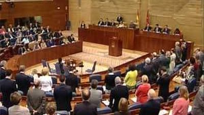 Investigan una posible intoxicación alimentaria en la Asamblea de Madrid