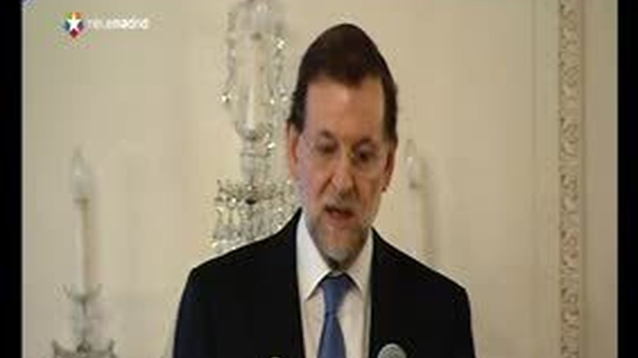 Rajoy alerta de intereses "de vuelo corto" y alaba a quien no se manifiesta