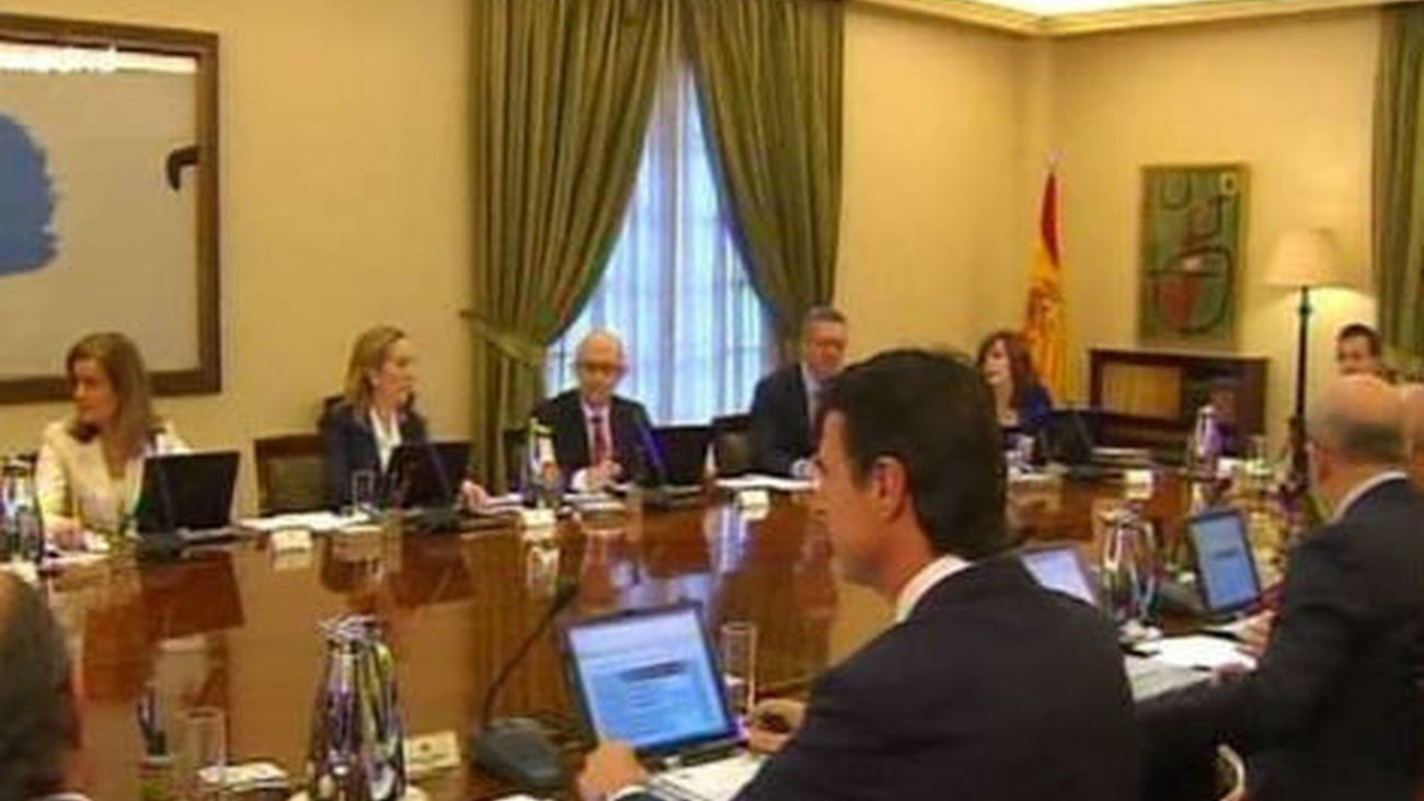 Los ajustes y la deuda vuelven a marcar unos presupuestos aún más austeros