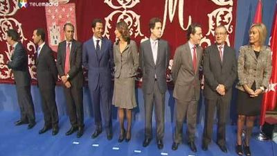Los consejeros del nuevo Gobierno de  González toman posesión de sus cargos