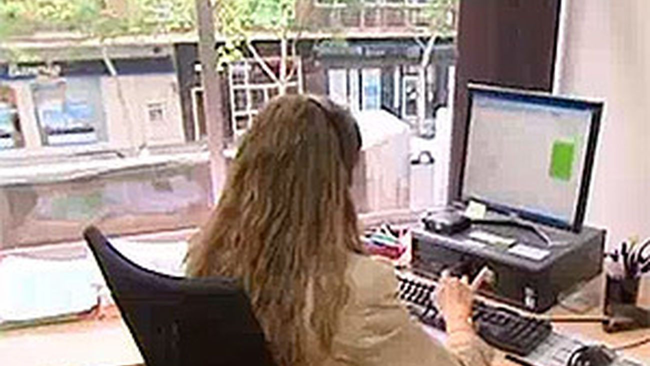 Empleo: secretarias para Madrid y Barcelona