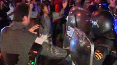 La Policía estudia instalar cámaras en los cascos de los antidisturbios