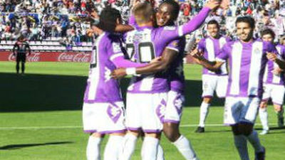 El Valladolid humilla al Rayo Vallecano