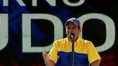 La oposición desborda de forma pacífica Caracas en apoyo de su líder Capriles