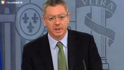 Penas de hasta un año de cárcel por divulgar imágenes íntimas sin autorización