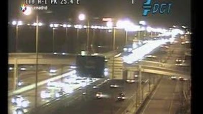 Retenciones en todas las salidas de Madrid al inicio del Puente