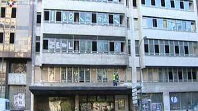 Las viviendas ocupadas en Plaza de España quedan selladas tras la petición de los dueños