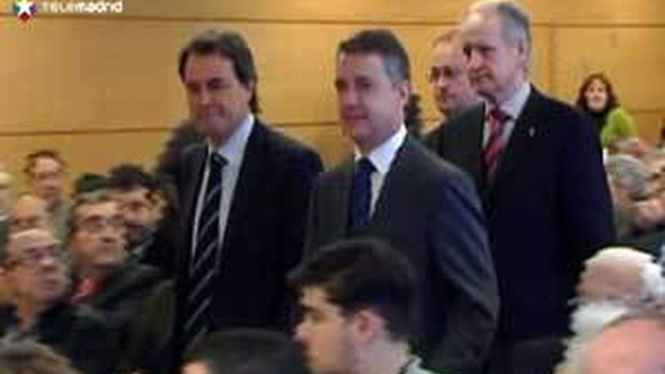 Urkullu dice que ha pactado con Mas la ruta secesionista