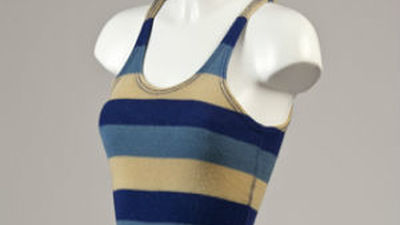 El Museo del Traje nos devuelve a la playa