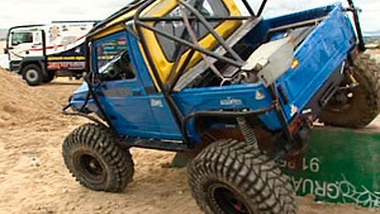 Concentración de trial extremo 4x4 en Villanueva del Pardillo