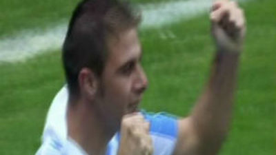 Joaquín regala los tres puntos a un Málaga invicto en La Rosaleda