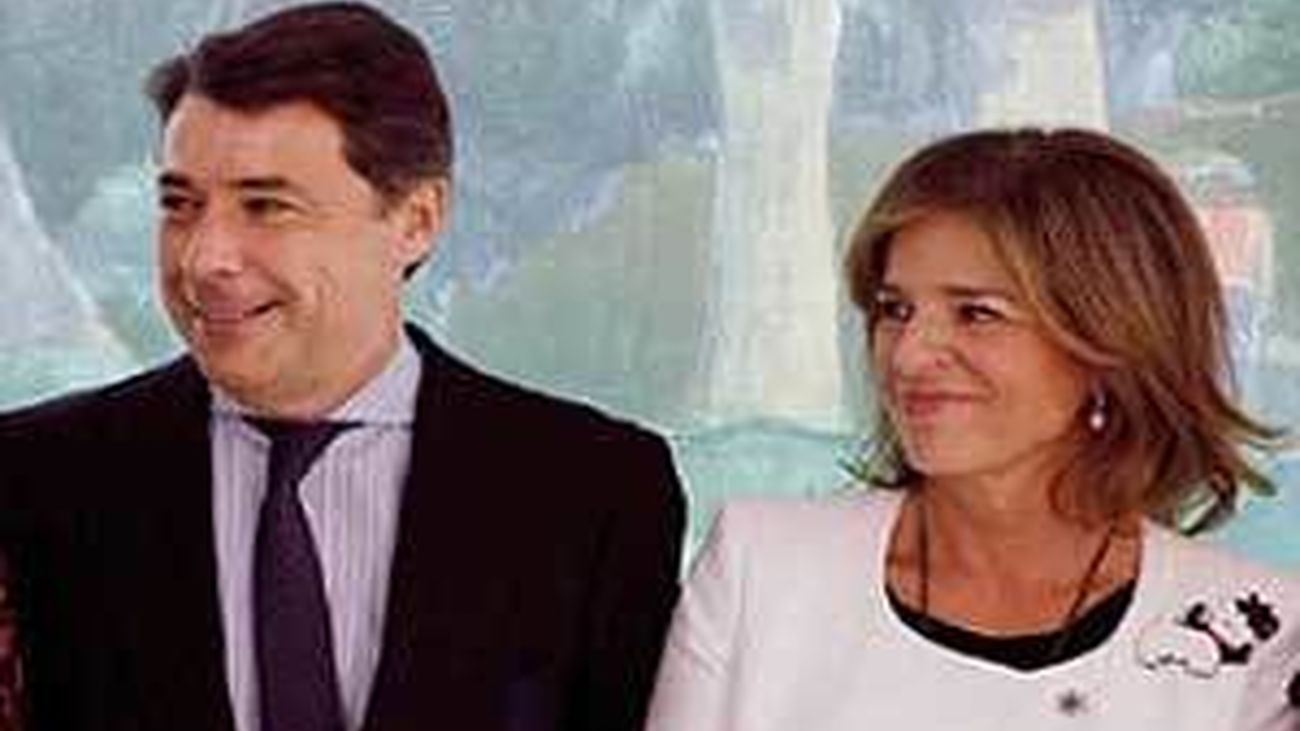 González y Botella mantienen este martes su primera reunión institucional