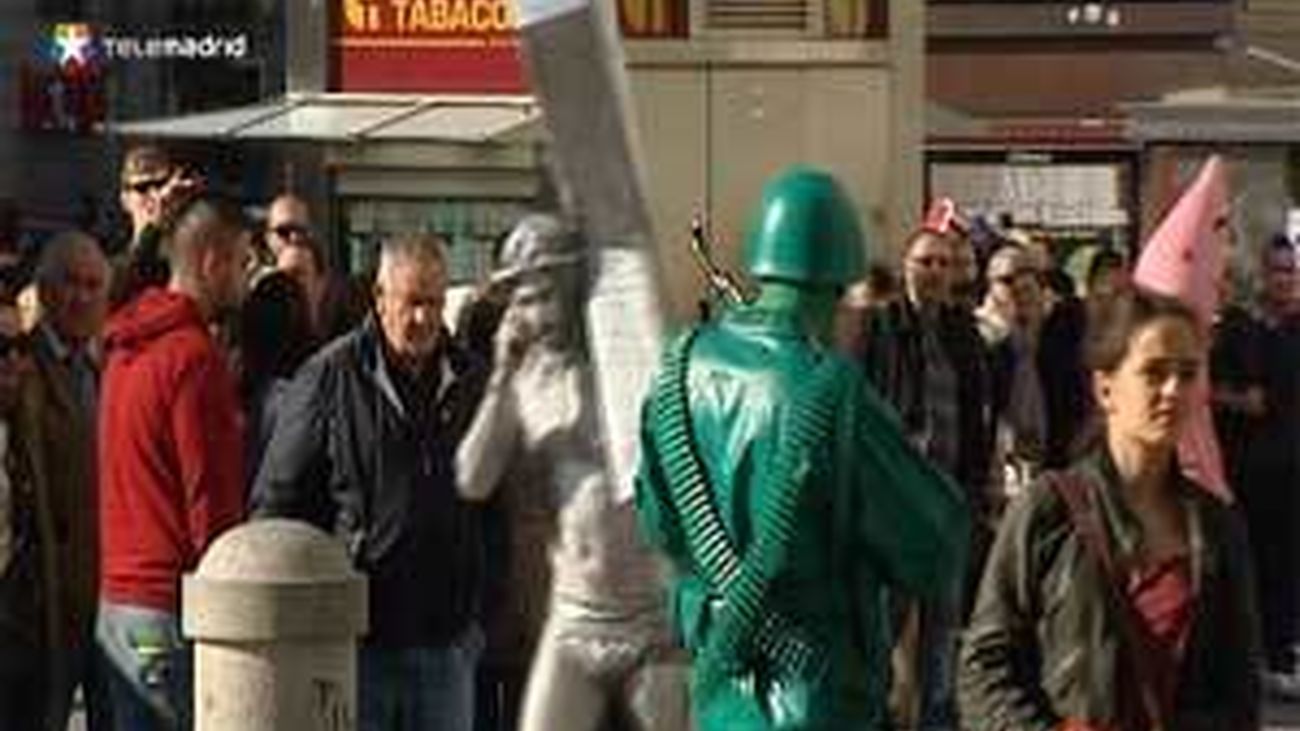 Alex de la Iglesia rueda en Puerta del Sol, Calle-30 y el Palacio de Boadilla