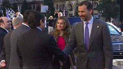 Oviedo se engalana para la entrega de los Premios Príncipe de Asturias