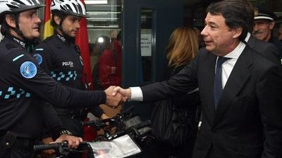 González anuncia unos presupuestos rigurosos adaptados a la crisis