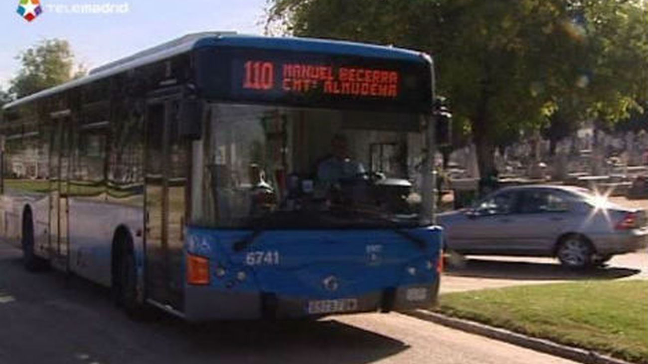 La EMT refuerza el servicio de autobuses a los cementerios hasta el viernes