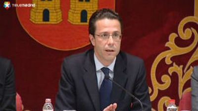 Lasquetty: "No se cumplirá la profecía del fin de la sanidad pública"