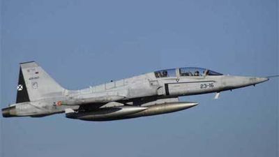 Un muerto y un herido al estrellarse un F-5 al aterrizar en Talavera la Real