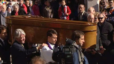 Familiares y decenas de amigos despiden a la menor fallecida en el Madrid Arena